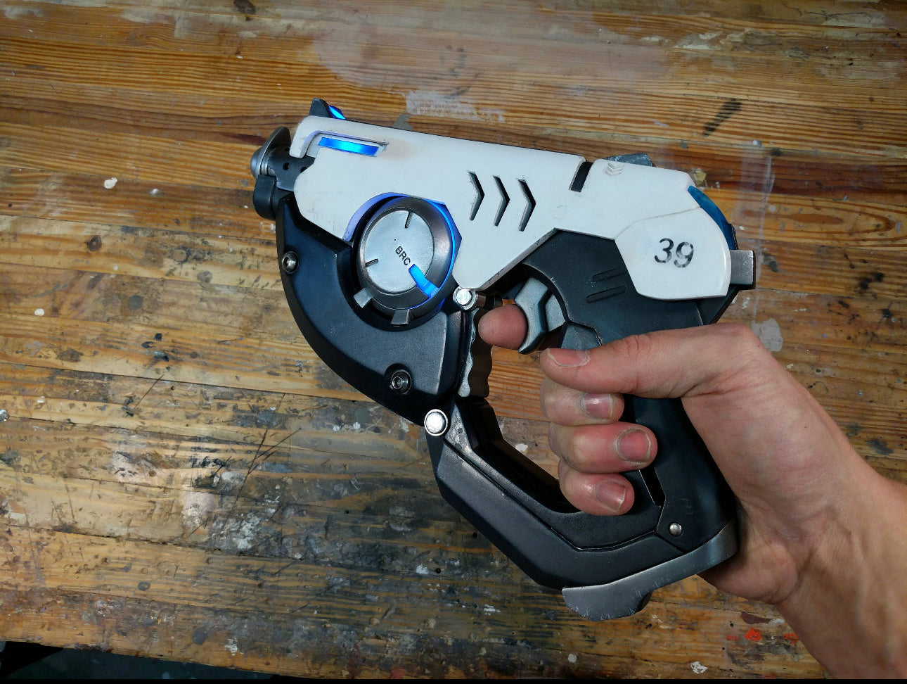 2x Tracer Gun